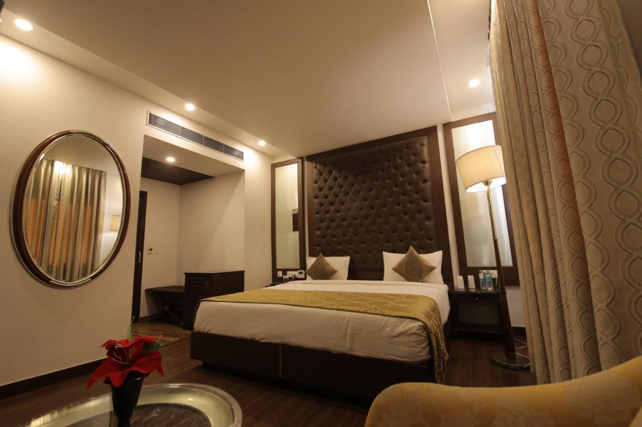 Airport Hotel Bollywood Paradise New Delhi Exterior foto