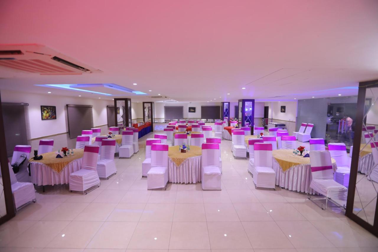 Airport Hotel Bollywood Paradise New Delhi Exterior foto